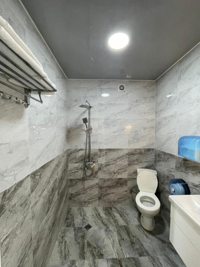 Hotel Lazuri In Kvariati Ngoại thất bức ảnh