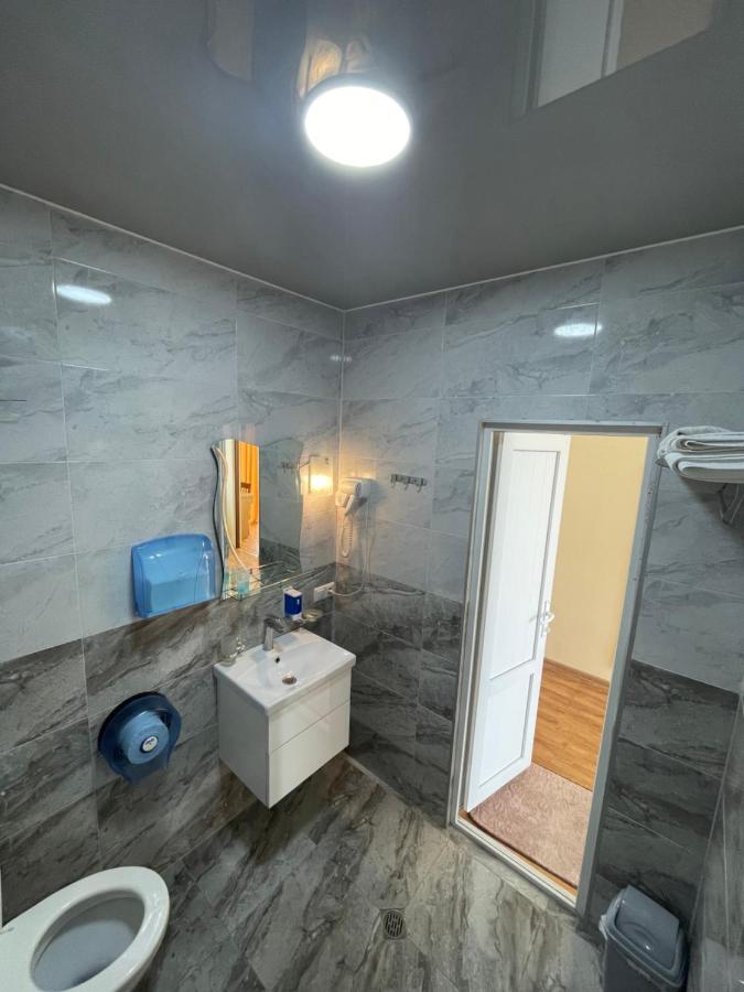 Hotel Lazuri In Kvariati Ngoại thất bức ảnh