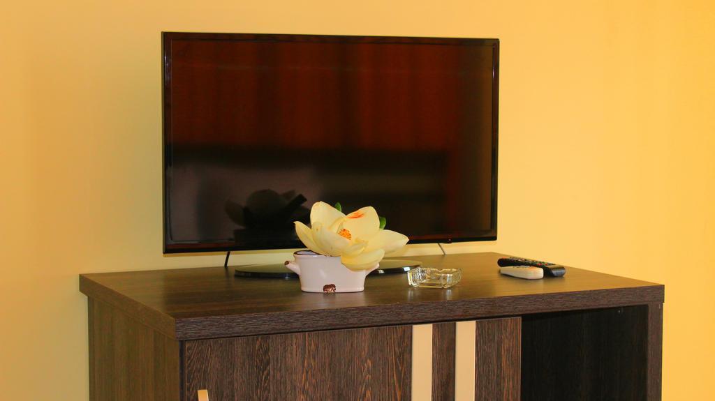 Hotel Lazuri In Kvariati Ngoại thất bức ảnh